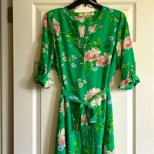 Quarter sleeve sheath dress with matching belt